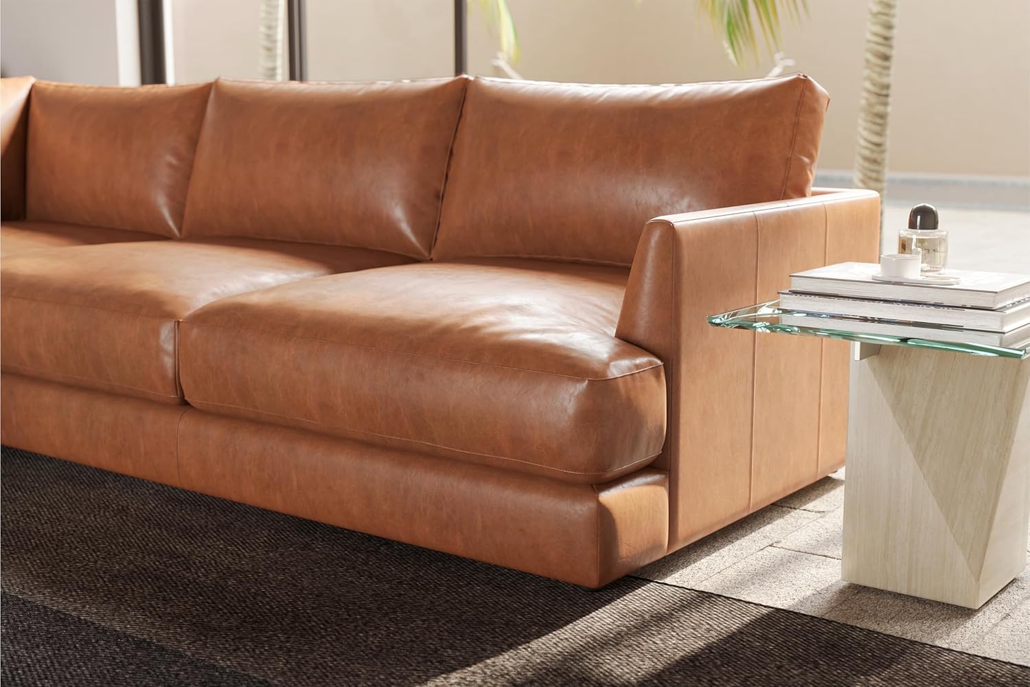 VALENCIA THEATER SEATING – Sofá Modular Valencia Serena de Cuero Completo de 108” con Chaise Izquierdo, Cuero Nappa 11000, Perfil Bajo en Forma de L para Sala de Estar - Imagen 4
